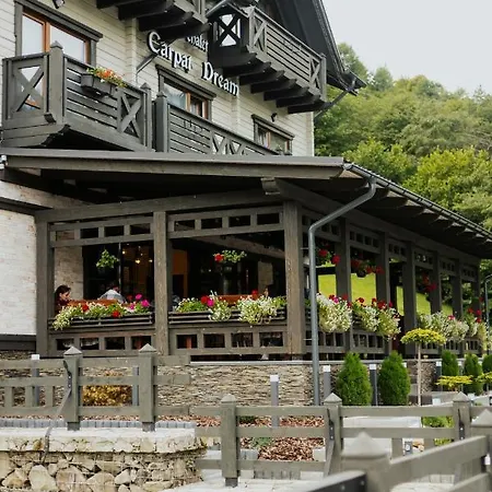 Carpat Dream Siněvir